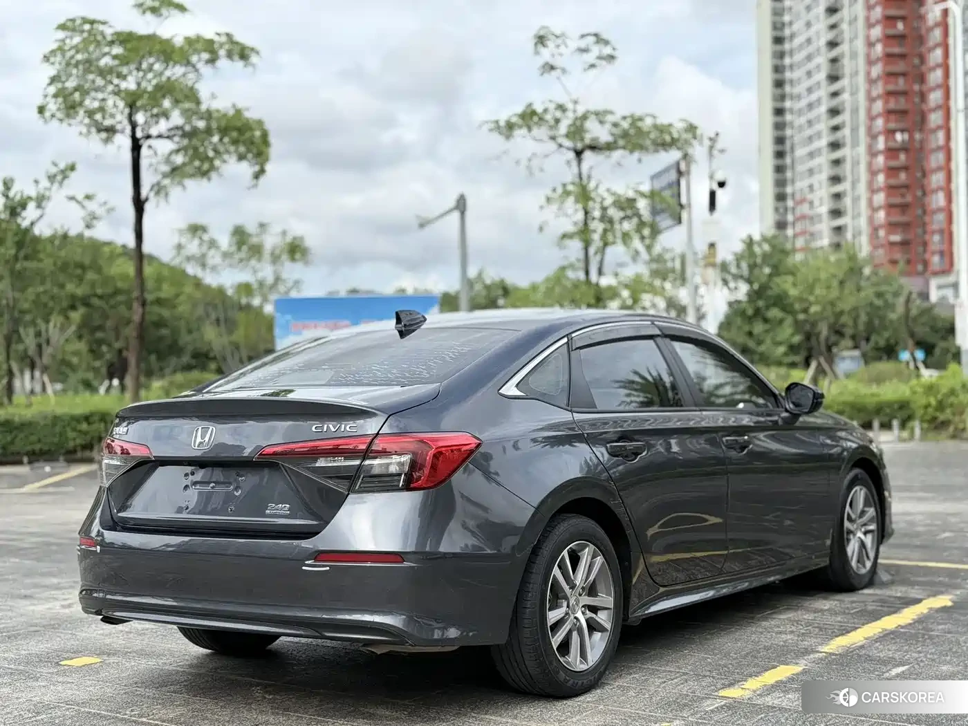 Honda Civic 2023 Silver/gray из Китая, фото 2