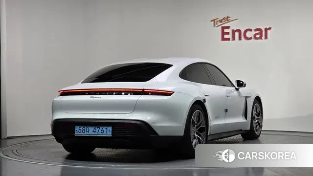 Porsche Taycan id 3759094 из Кореи 12