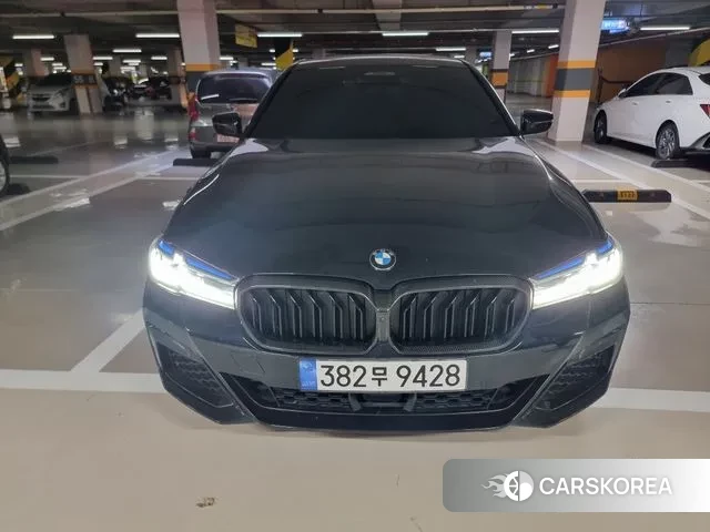 BMW 5 Series (G30) id 3370931 из Кореи 8