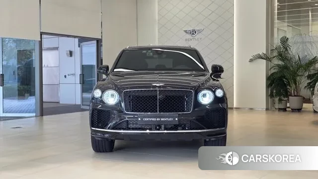 Bentley Bentayga 2025 Черный из Кореи, фото 3