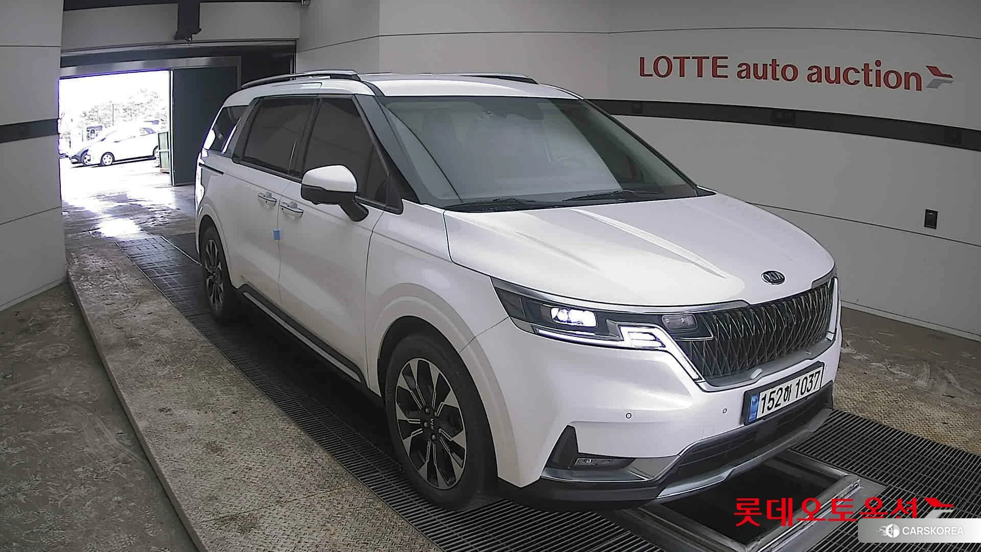 Kia Carnival id 3875736 из Кореи 12