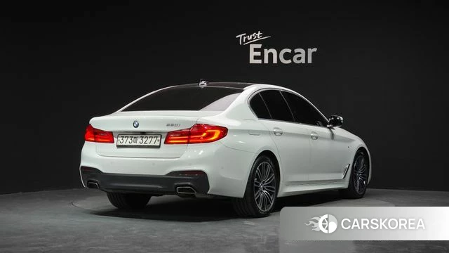 BMW 5 Series (G30) id 3844578 из Кореи 12