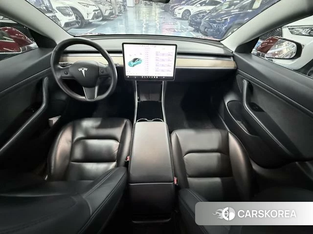Tesla Model 3 2020 Красный из Китая, фото 5