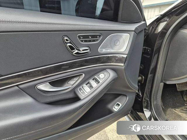 Mercedes-Benz S-Class W222 2018 Черный из Кореи, фото 2