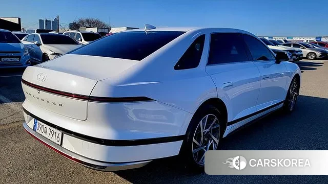 Hyundai Grandeur (GN7) id 3757392 из Кореи 12