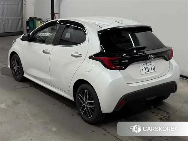 Toyota Yaris 2021 из Японии, фото 2