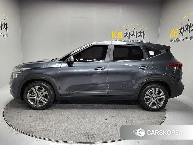 Kia Seltos id 4490222 из Кореи 12