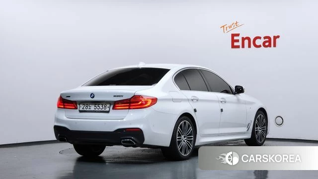 BMW 5 Series (G30) id 4689376 из Кореи 12