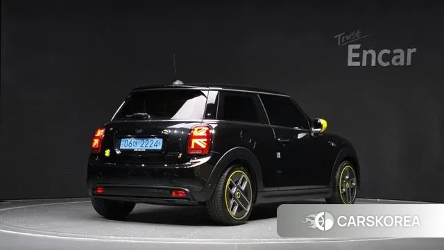Mini Cooper Electric id 2993727 из Кореи 12