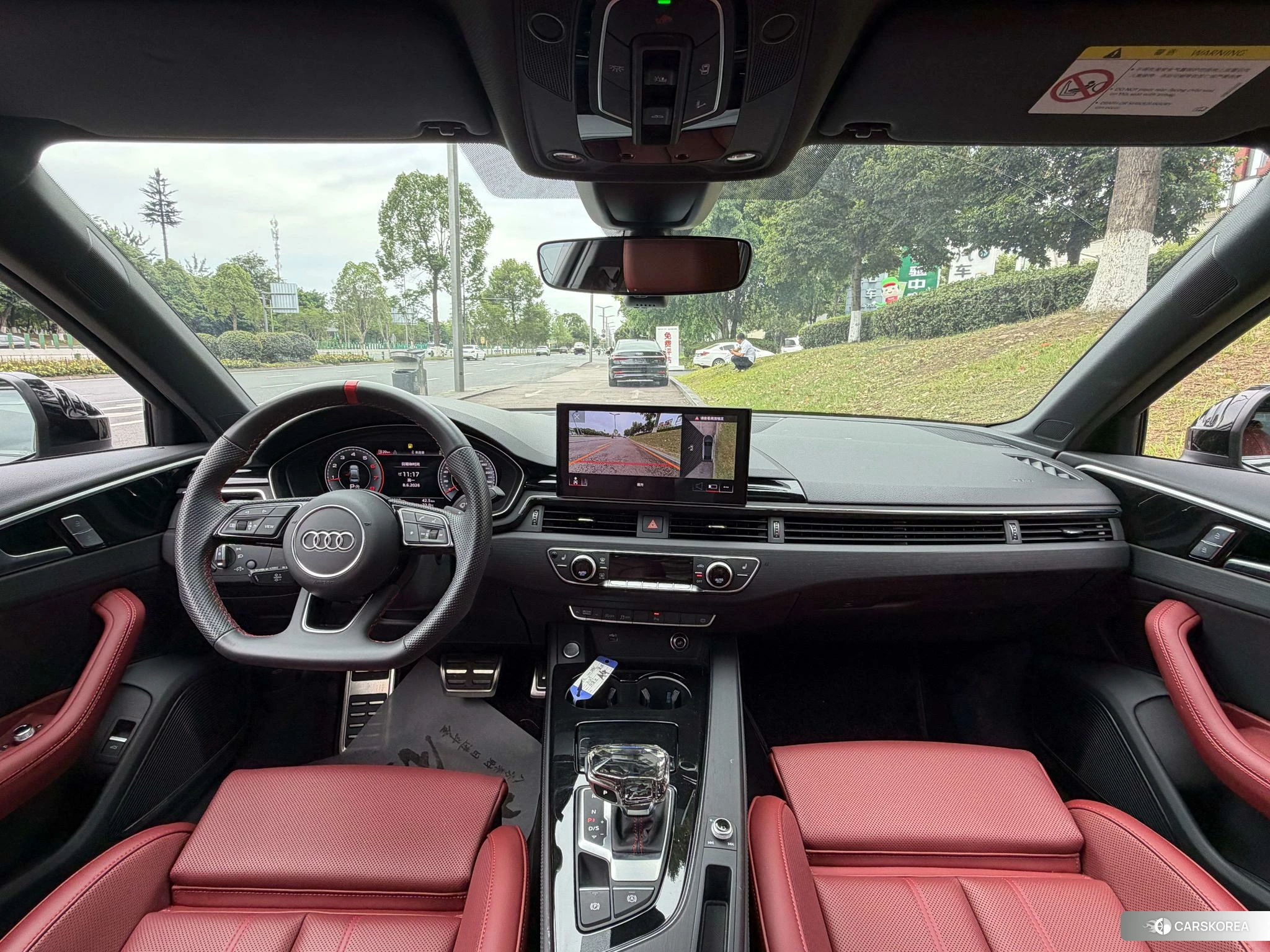 Audi A4L 2025 Серебристо-серый из Китая, фото 5