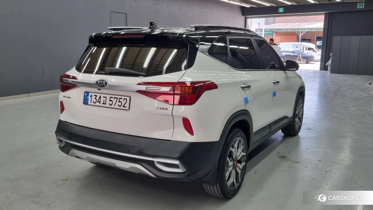 Kia Seltos id 4458710 из Кореи 10