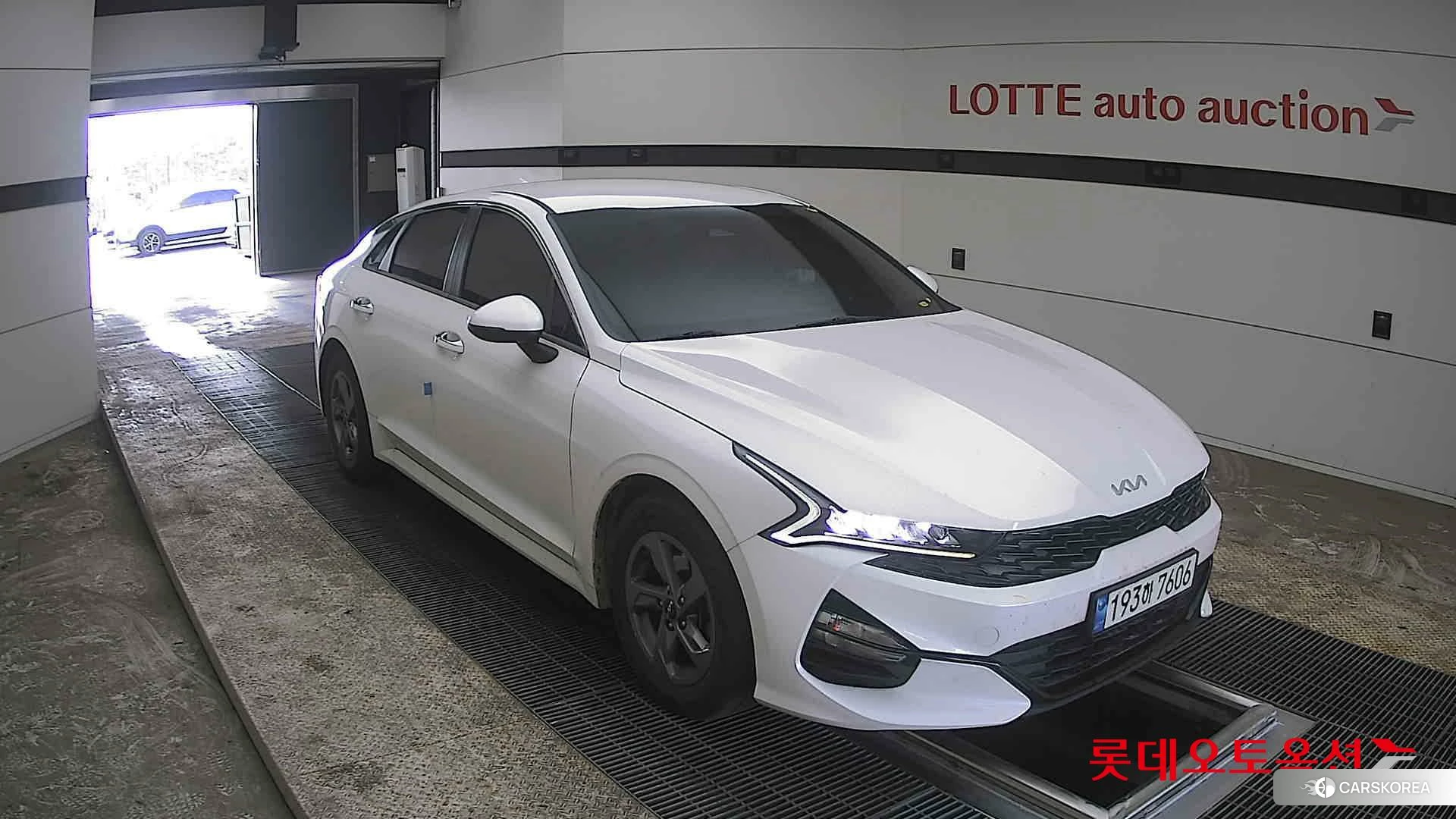 Kia K5 id 3869433 из Кореи 12