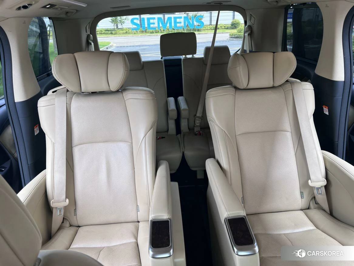 Toyota Elfa id 4512466 из Китая 11