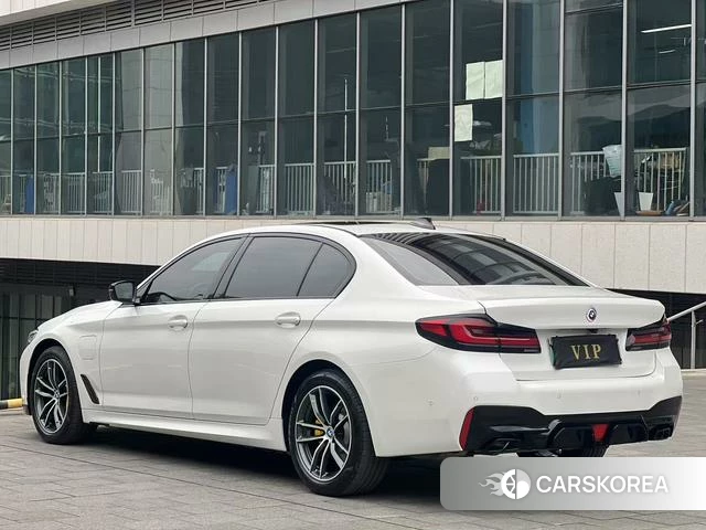 BMW 5 series PHEV 2021 Белый из Китая, фото 6