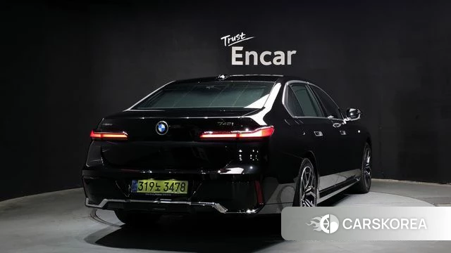 BMW 7 Series (G70) id 4400272 из Кореи 12