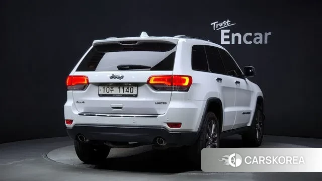 Jeep Grand Cherokee id 3117981 из Кореи 12
