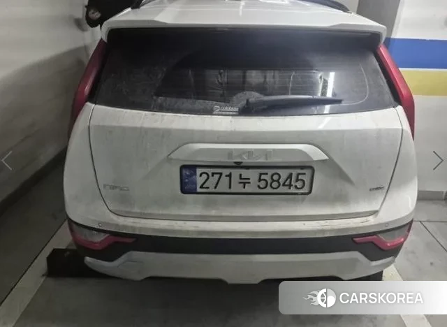 Kia Di Ol Nu Niro 2024 Белый из Кореи, фото 2