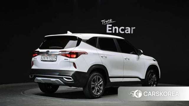Kia Seltos id 4447193 из Кореи 12
