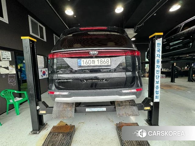 Kia Carnival 4th generation 2021 Черный из Кореи, фото 2