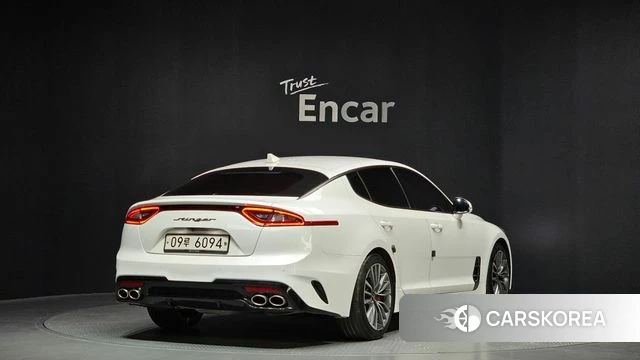 Kia Stinger id 3829369 из Кореи 12