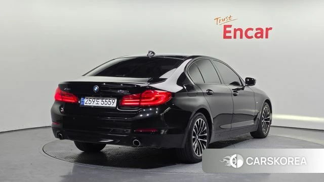 BMW 5 Series (G30) id 3801603 из Кореи 12