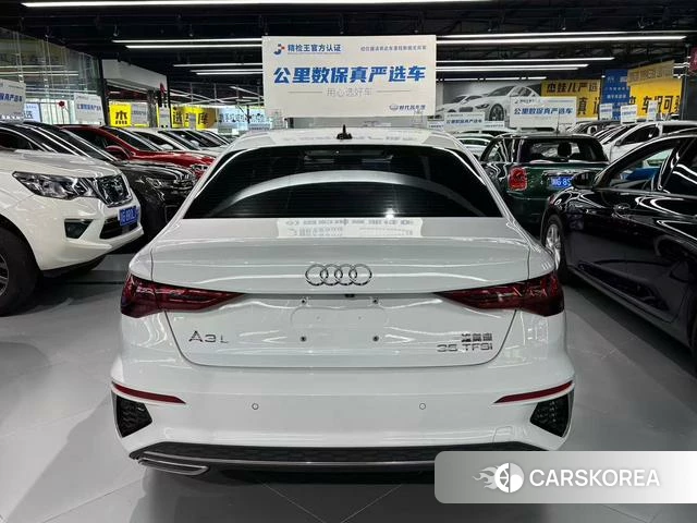 Audi A3 2023 Белый из Китая, фото 2