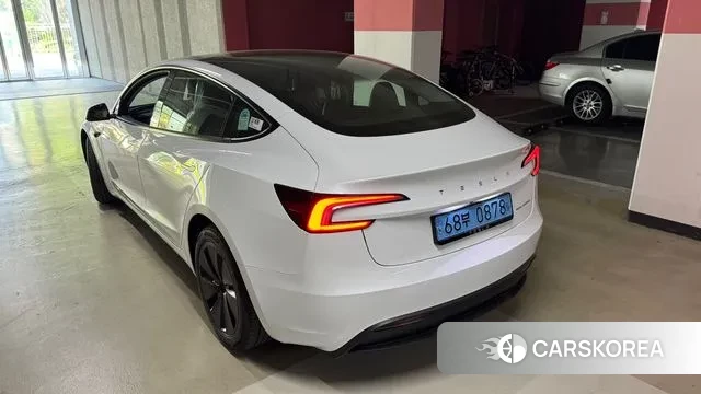 Tesla Model 3 2024 Белый из Кореи, фото 2