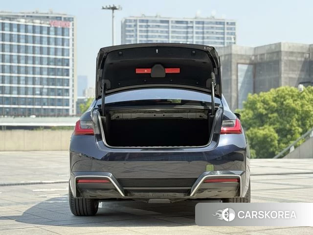 BMW i3 id 4314024 из Китая 12