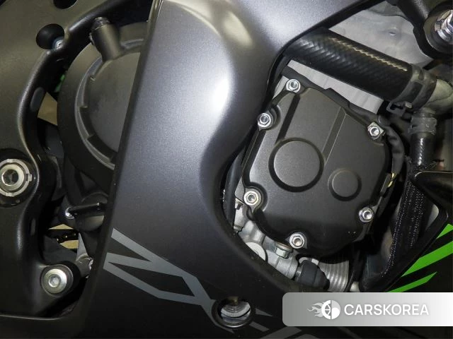 Engine photo