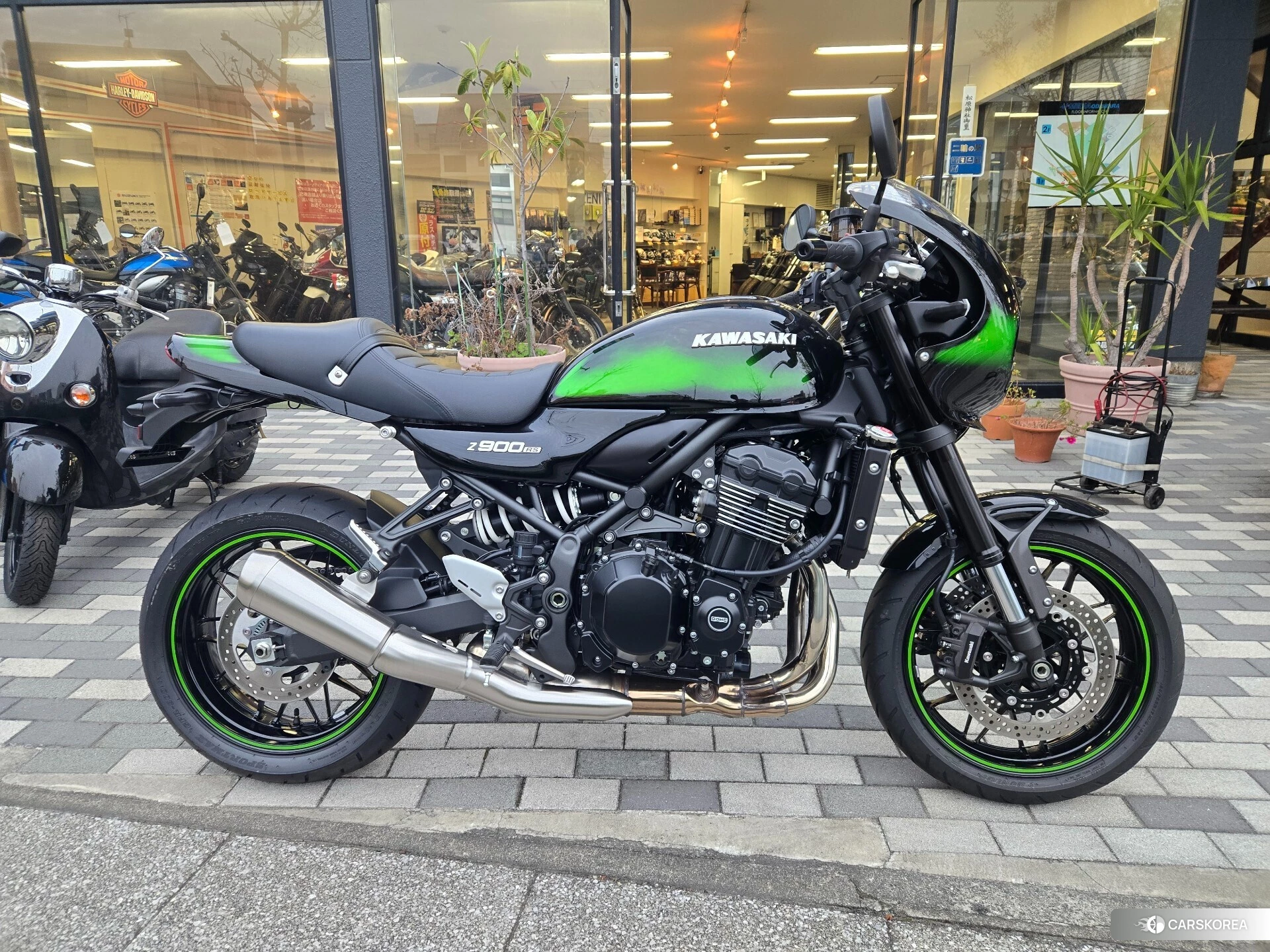 Kawasaki Z900RS CAFE 2025 из Японии, фото 3