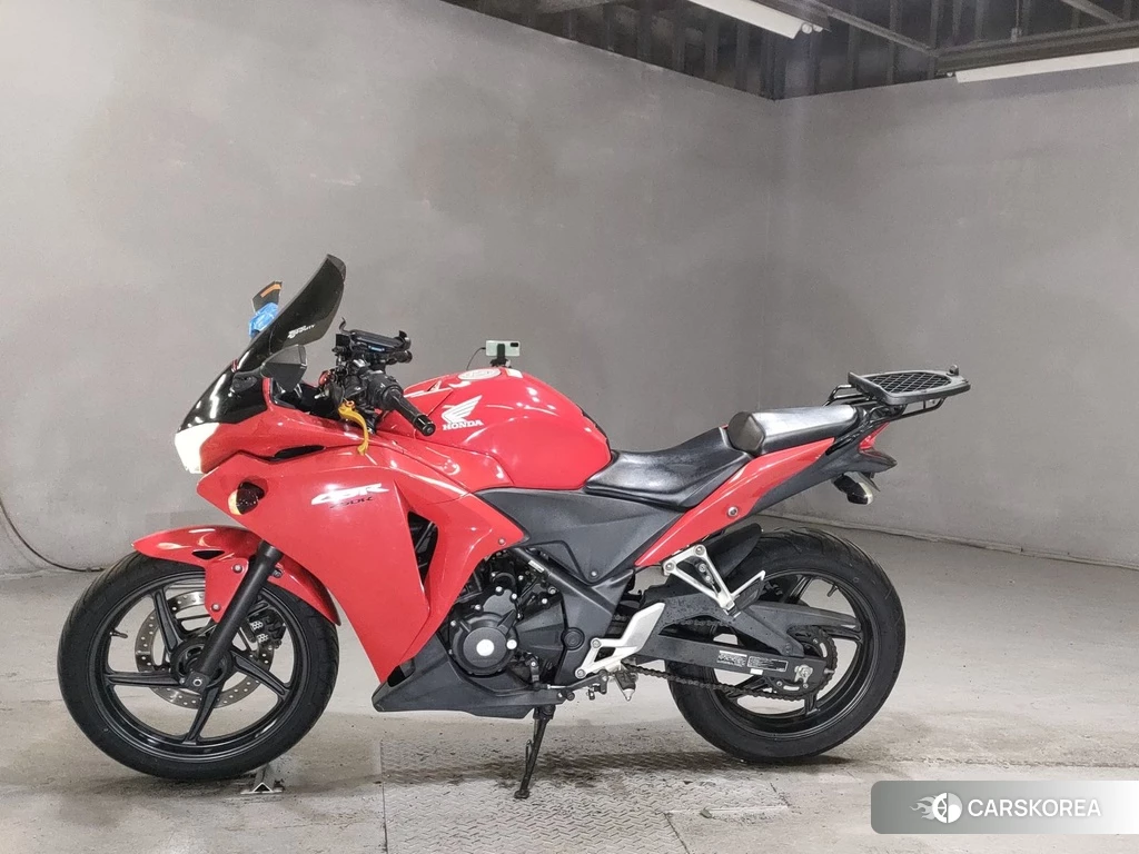 Проданный Honda CBR250R 2013 из Японии, фото 2