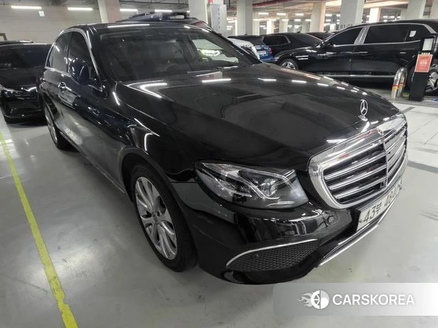 Mercedes-Benz E-Class W213 2019 Черный из Кореи, фото 2