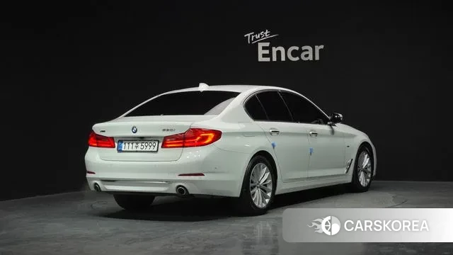 BMW 5 Series (G30) id 3617193 из Кореи 12