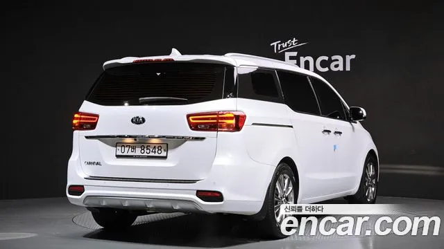 Kia The New Carnival id 2635415 из Кореи 12