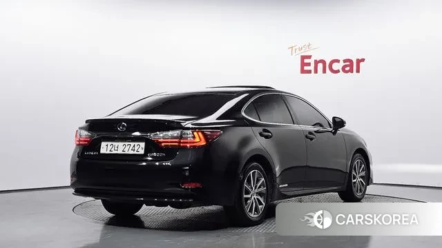 Lexus New ES300h id 3666967 из Кореи 12