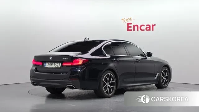 BMW 5 Series (G30) id 3395614 из Кореи 12