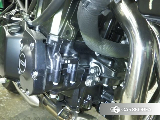 Engine photo