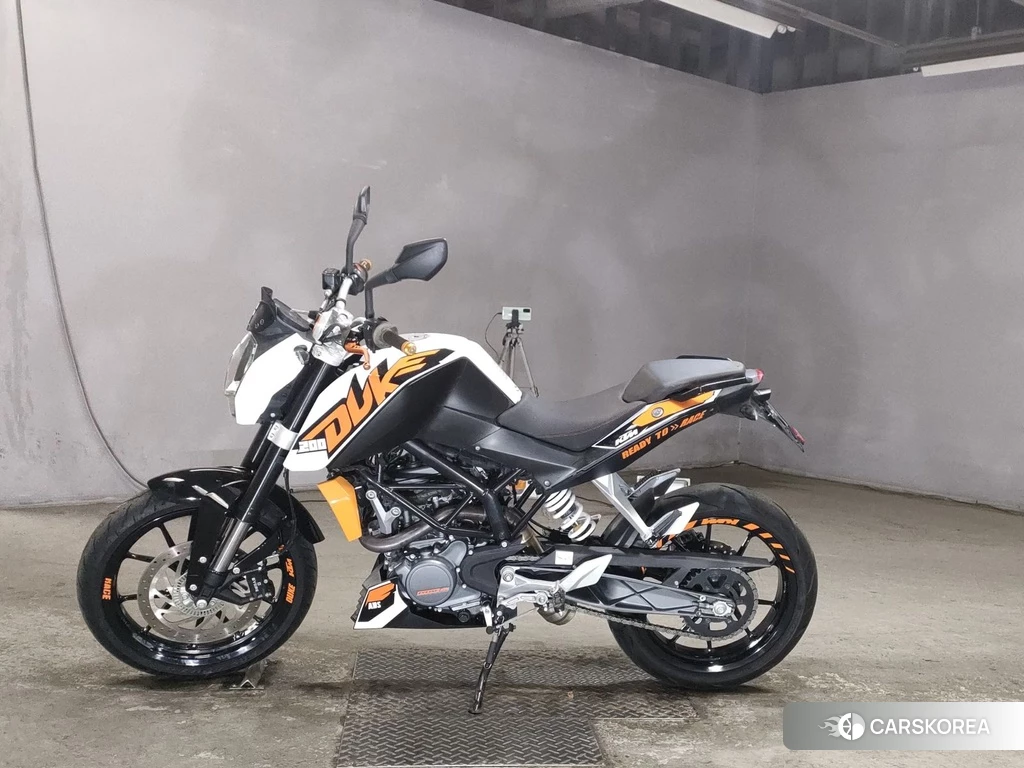 Проданный KTM 200 DUKE 2014 из Японии, фото 2