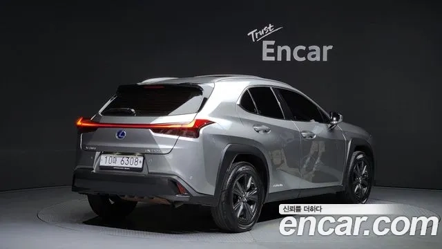 Lexus UX250h id 2917490 из Кореи 12