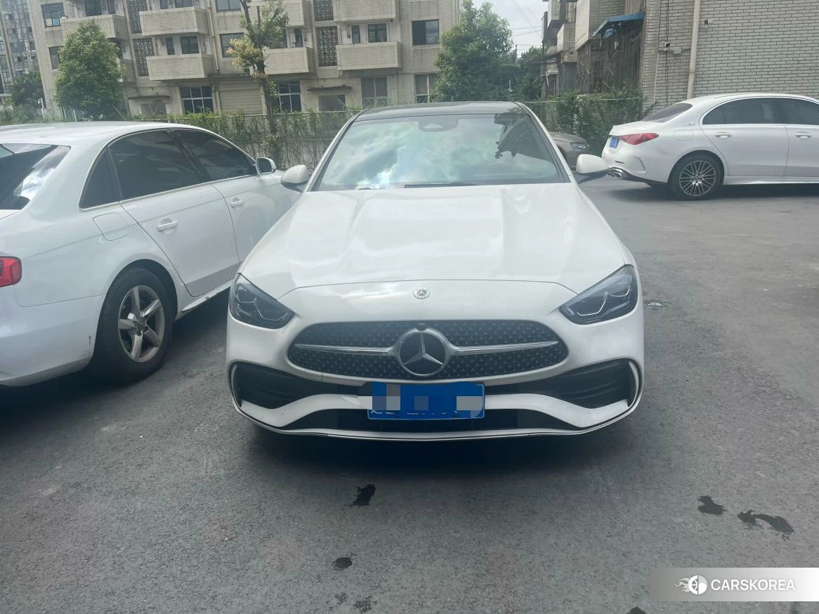 Mercedes-Benz Class C 2023 Белый из Китая, фото 2