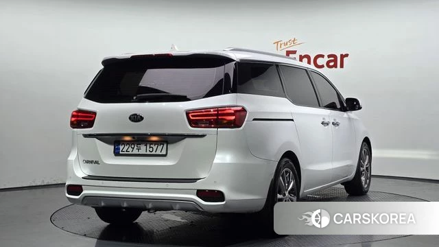 Kia The New Carnival id 4525885 из Кореи 12