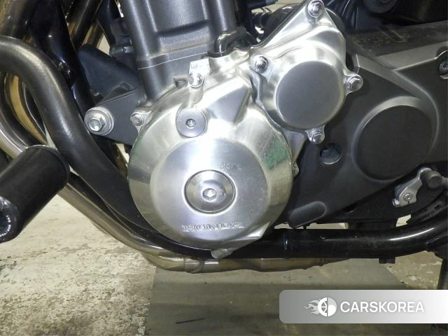 Engine photo