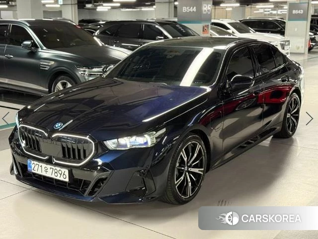 BMW 5 Series (G60) id 4940865 из Кореи 11