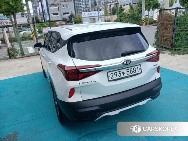 Kia Seltos id 4496416 из Кореи 12