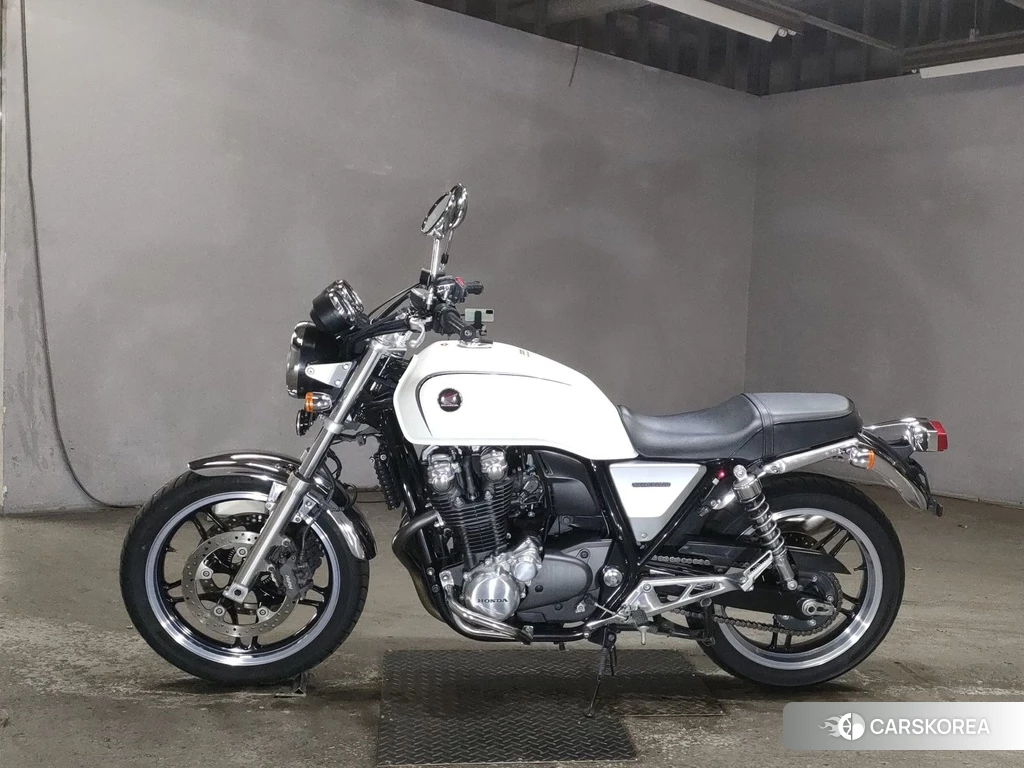 Проданный Honda CB1100 2013 из Японии