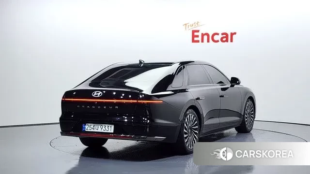 Hyundai Grandeur (GN7) id 3279562 из Кореи 12