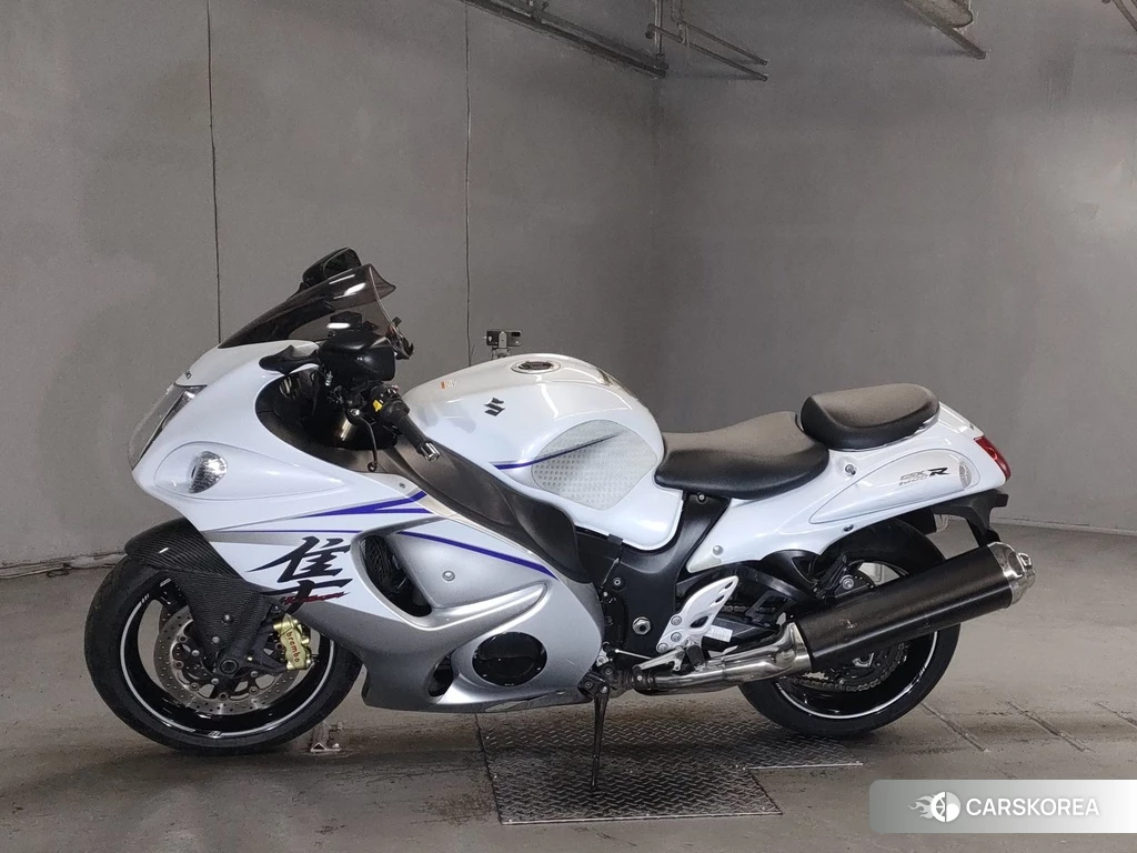 Проданный Suzuki GSX1300R HAYABUSA 2016 из Японии, фото 2