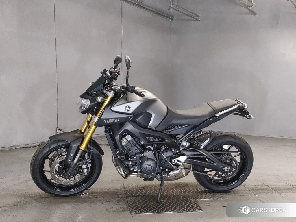 Проданный Yamaha MT-09 2016 из Японии, фото 2