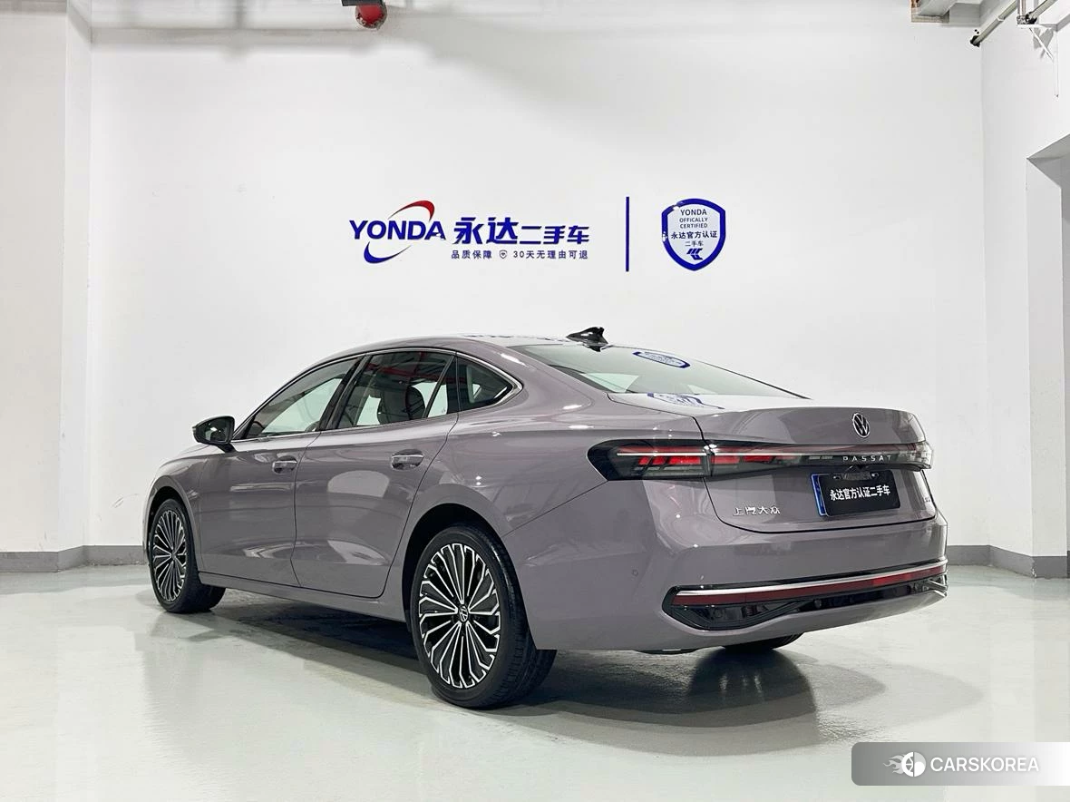 Volkswagen Passat id 4479264 из Китая 12