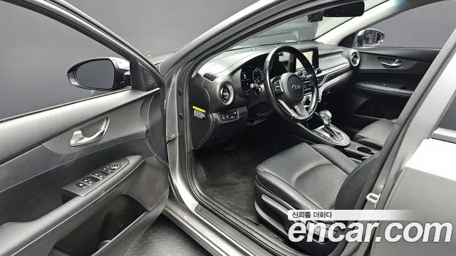 Kia Come New K3 id 2687804 из Кореи 12